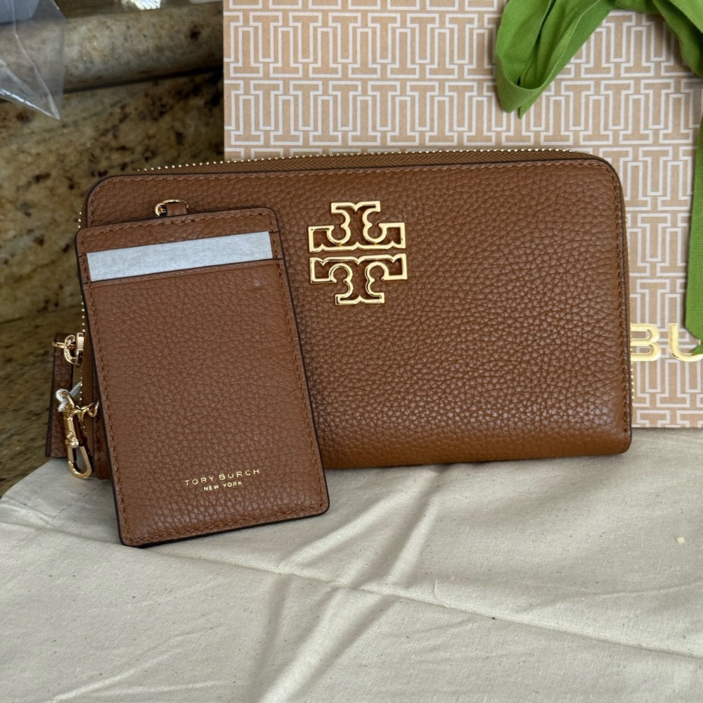 New Tory Burch BRITTEN ZIP CONTINENTAL wallet in moose - Picture 7 of 8